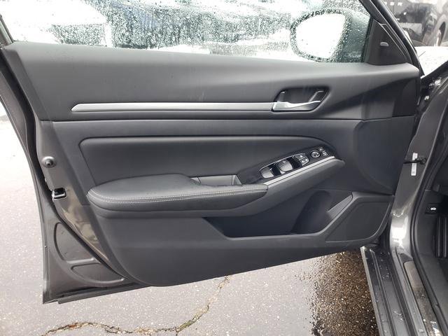 New 2025 Nissan Altima 2.5 SL image 11