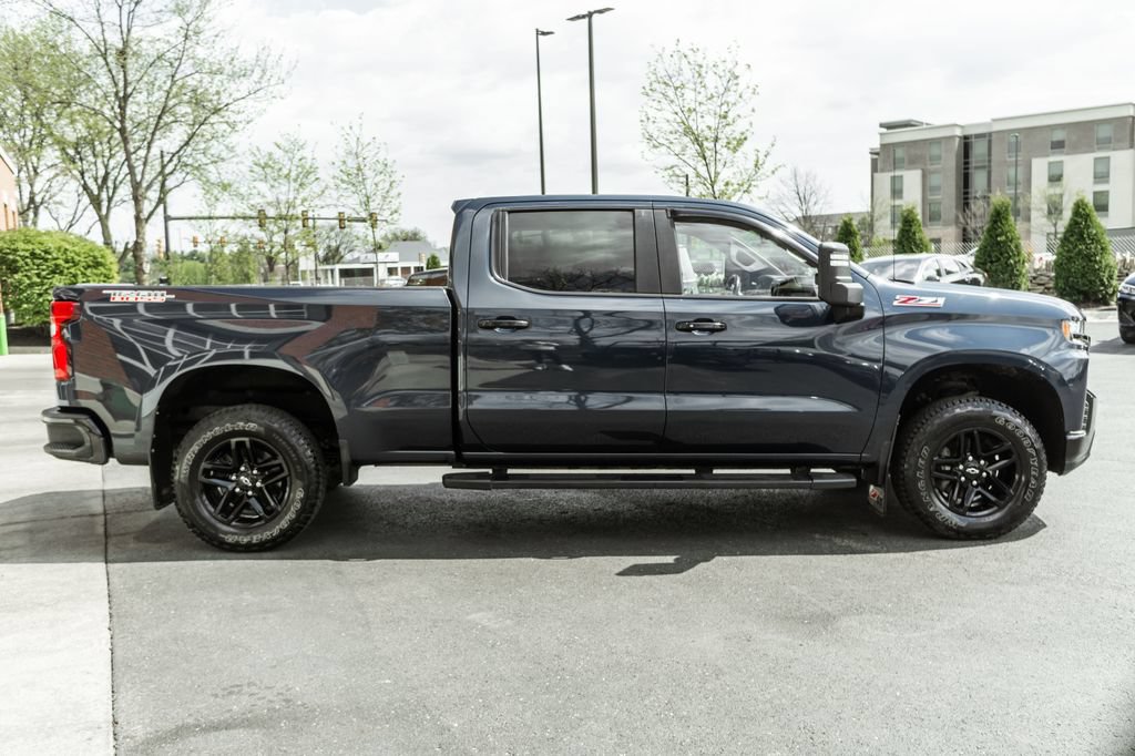 Used 2021 Chevrolet Silverado 1500 LT Trail Boss w/ Convenience Package II AWD/4WD image 3