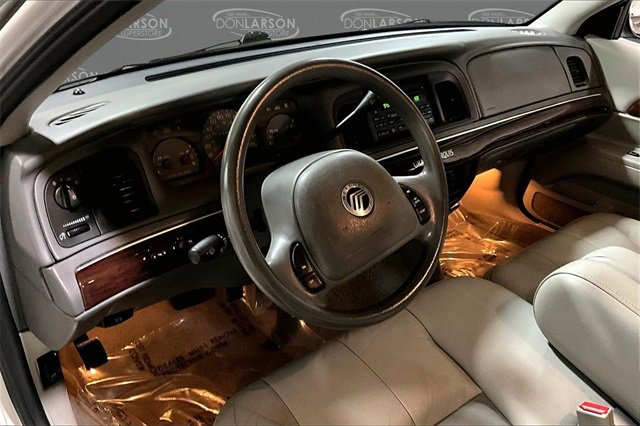 Used 2003 Mercury Grand Marquis GS image 17