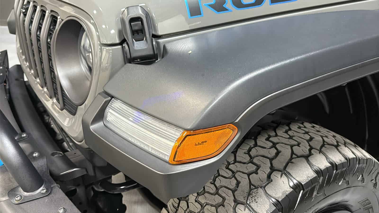 Used 2023 Jeep Wrangler Unlimited Rubicon 4xe AWD/4WD image 7