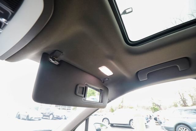 Used 2018 Porsche Macan Base image 56