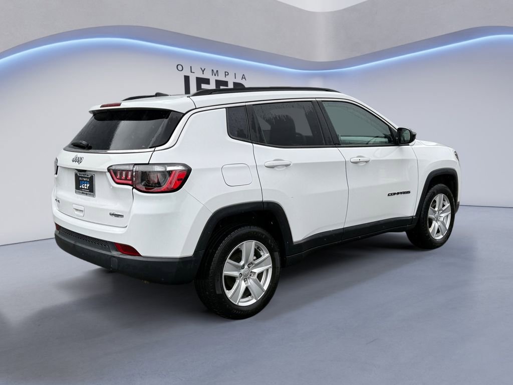 Used 2022 Jeep Compass Latitude image 5