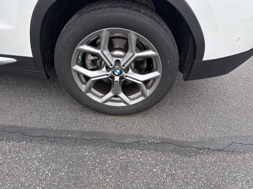 Used 2023 BMW X3 xDrive30i w/ Premium Package image 6