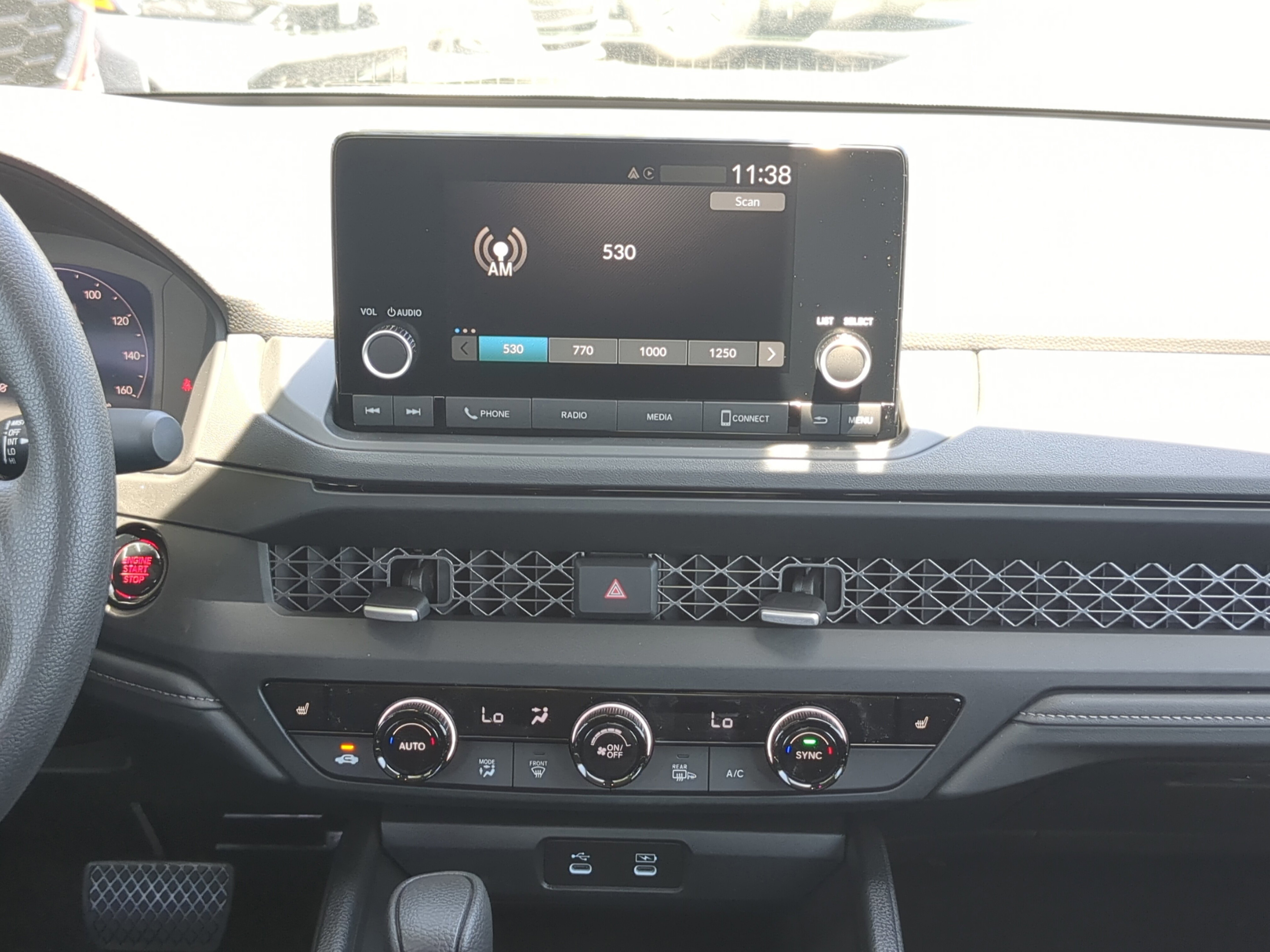 New 2025 Honda Accord SE image 13