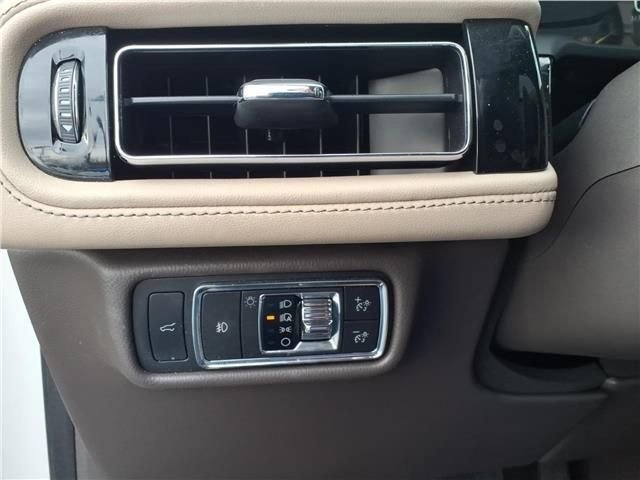 Used 2022 Lincoln Aviator Reserve w/ Equipment Group 201A AWD/4WD image 27