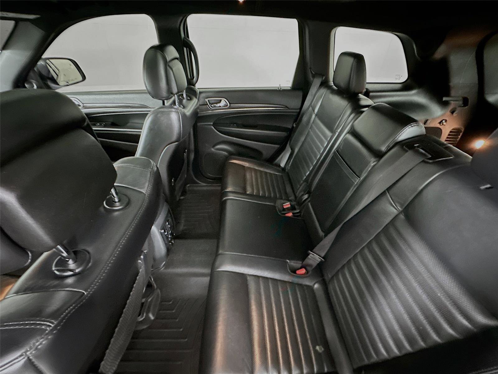 Used 2019 Jeep Grand Cherokee Limited X image 23