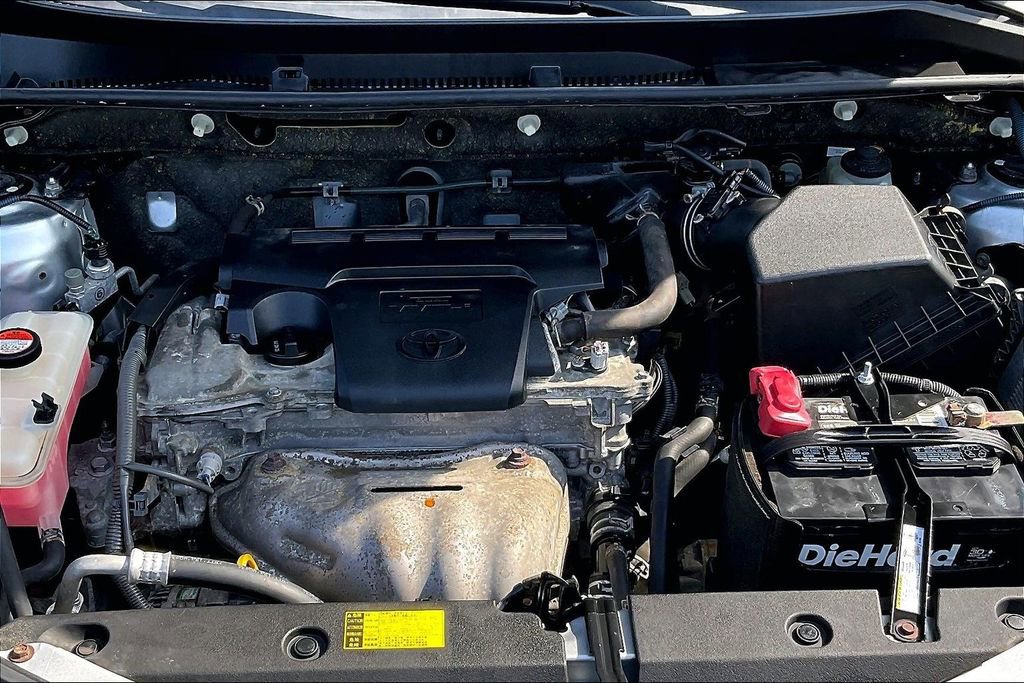 Used 2014 Toyota RAV4 XLE AWD/4WD image 11