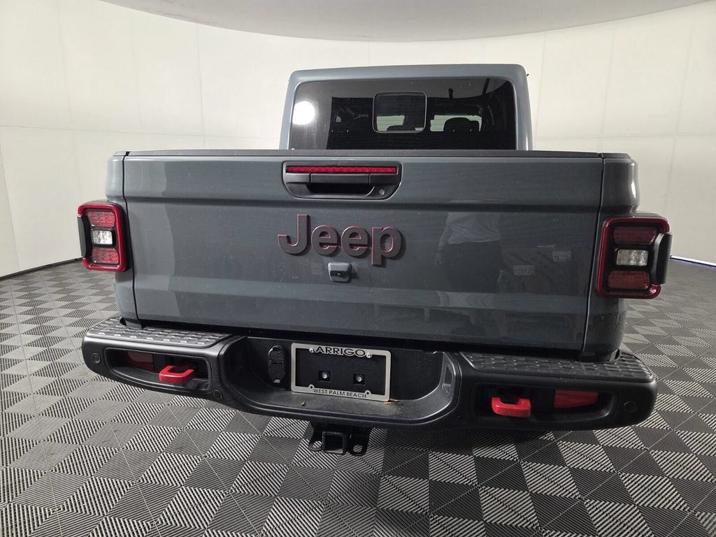New 2026 Jeep Gladiator Rubicon w/ Safety Group AWD/4WD image 5