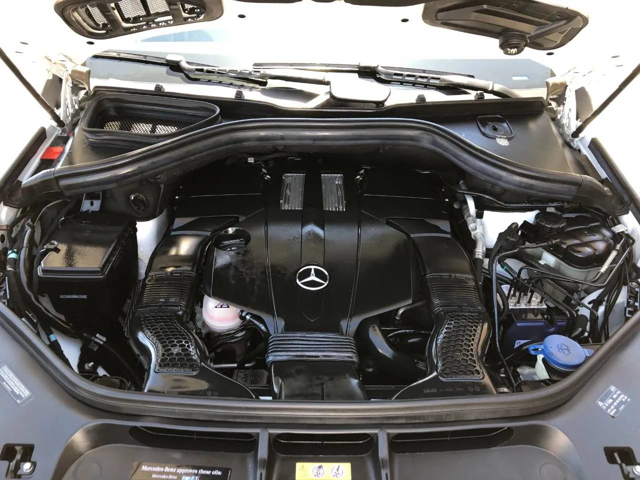 Used 2015 Mercedes-Benz GL 450 4MATIC image 45
