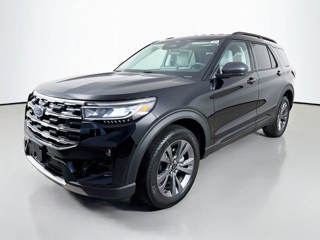 New 2026 Ford Explorer Active image 3