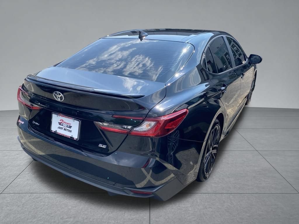 Used 2025 Toyota Camry SE w/ Convenience Package FWD image 16