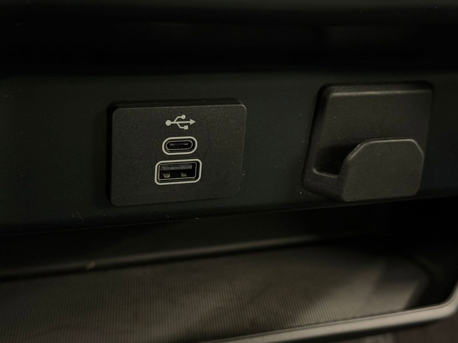 Used 2025 Ford F150 XLT w/ Equipment Group 301A Standard image 24