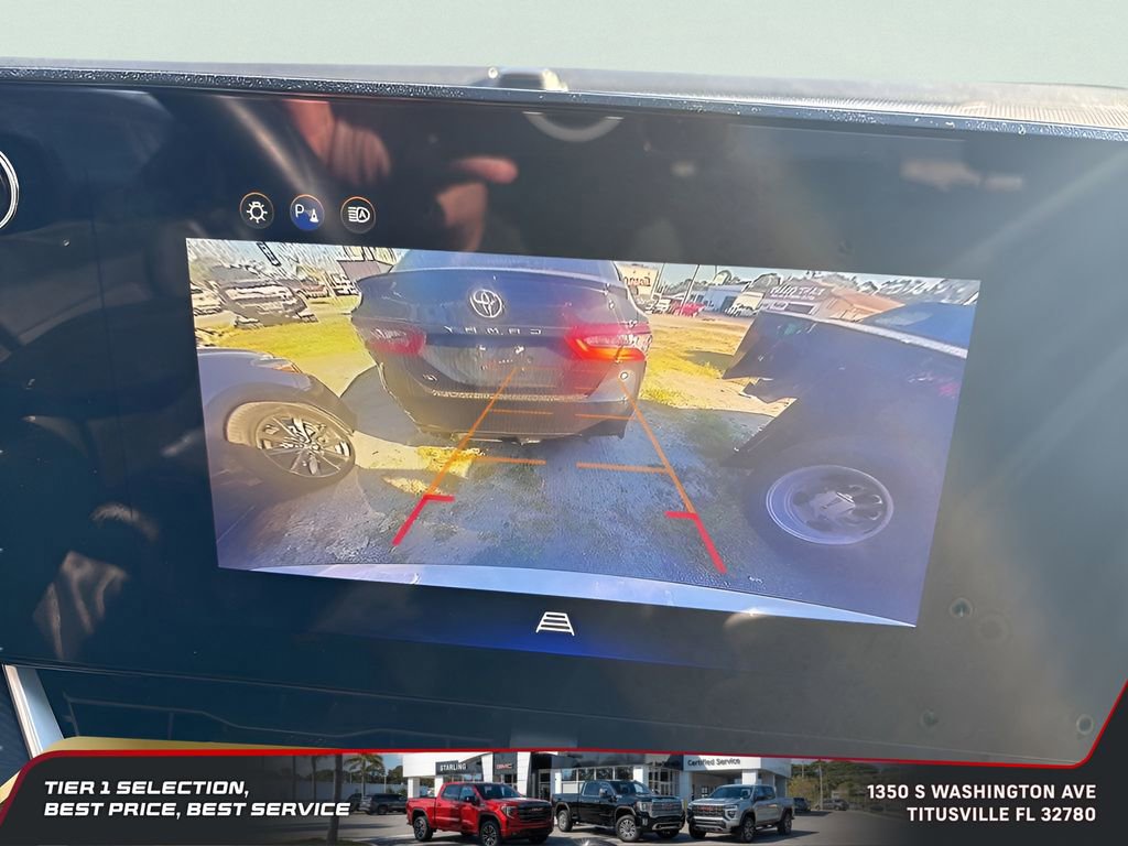 Used 2025 Chevrolet Equinox LT image 14