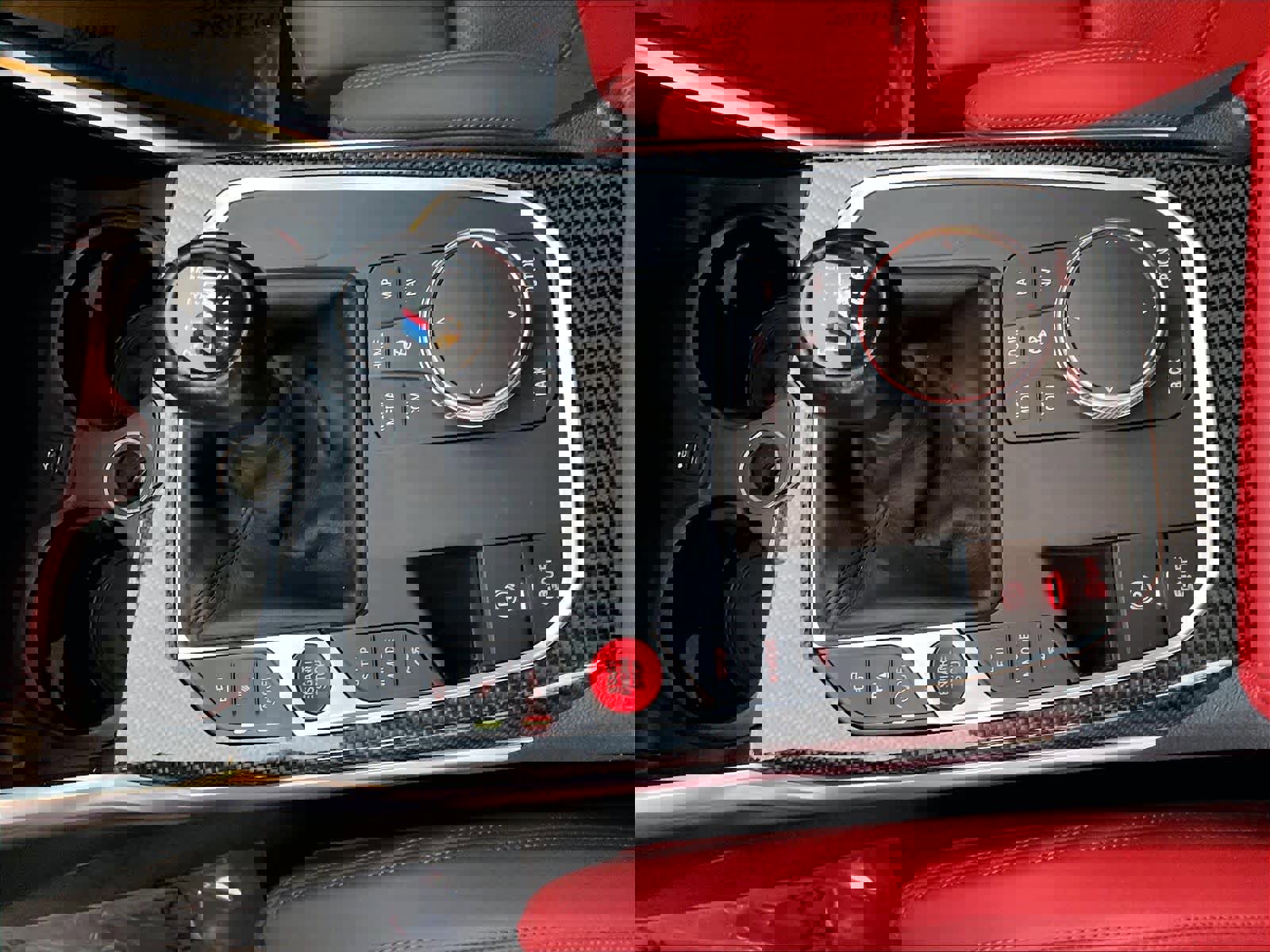 Used 2023 BMW M4 Coupe w/ M Driver's Package image 20