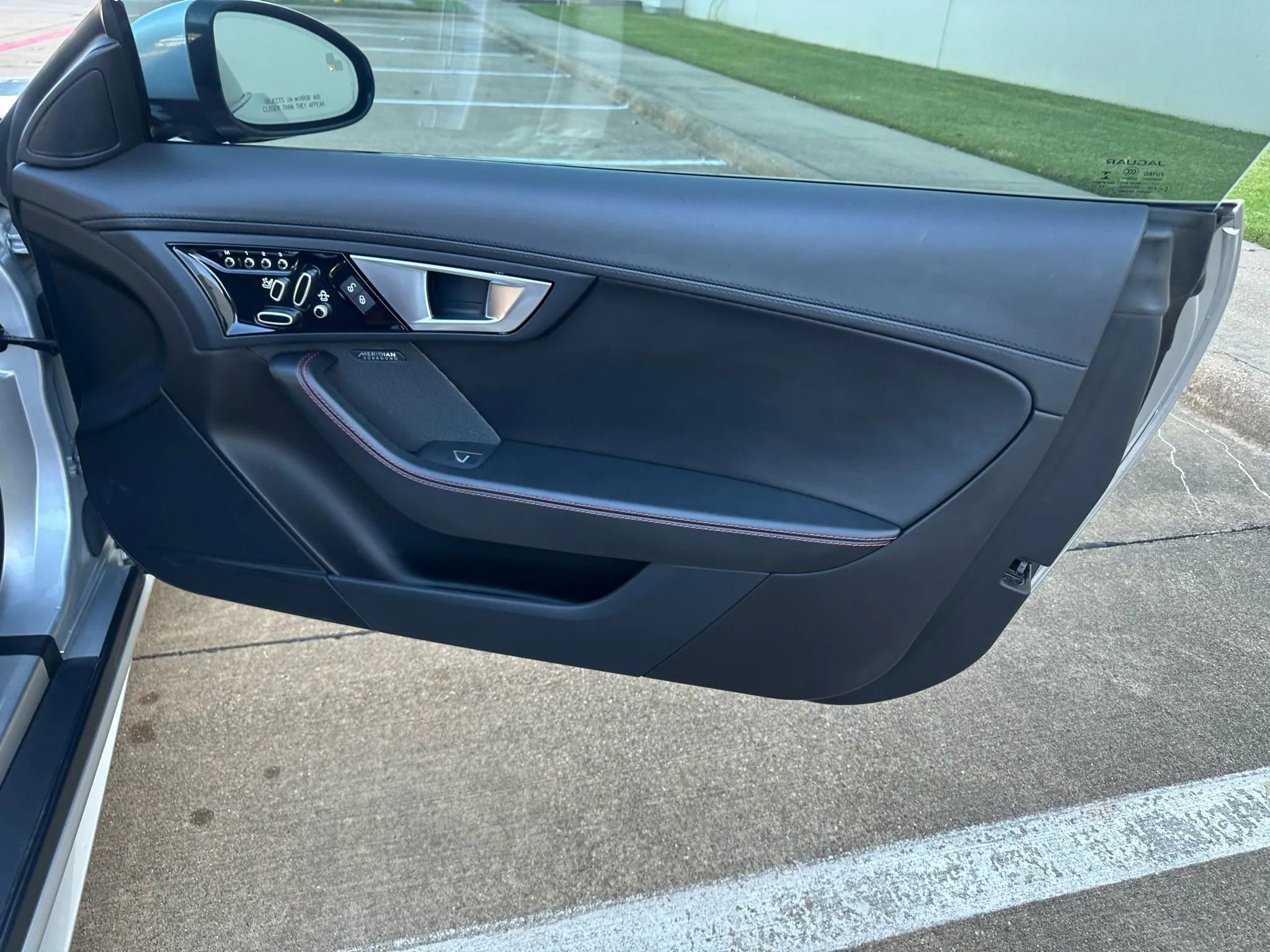 Used 2016 Jaguar F-TYPE S image 20