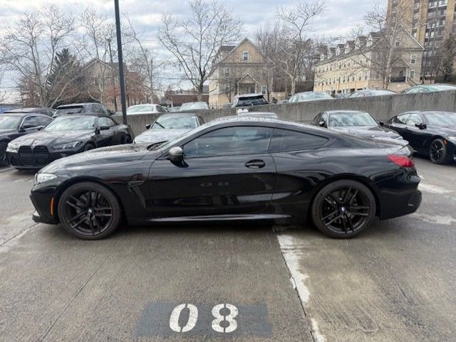 Certified 2022 BMW M8 Competition image 5