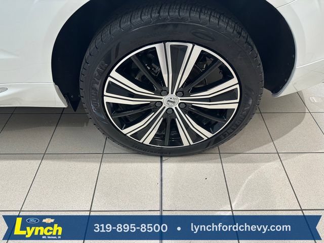 Used 2022 Volvo XC60 B5 Inscription w/ Advanced Package AWD/4WD image 29