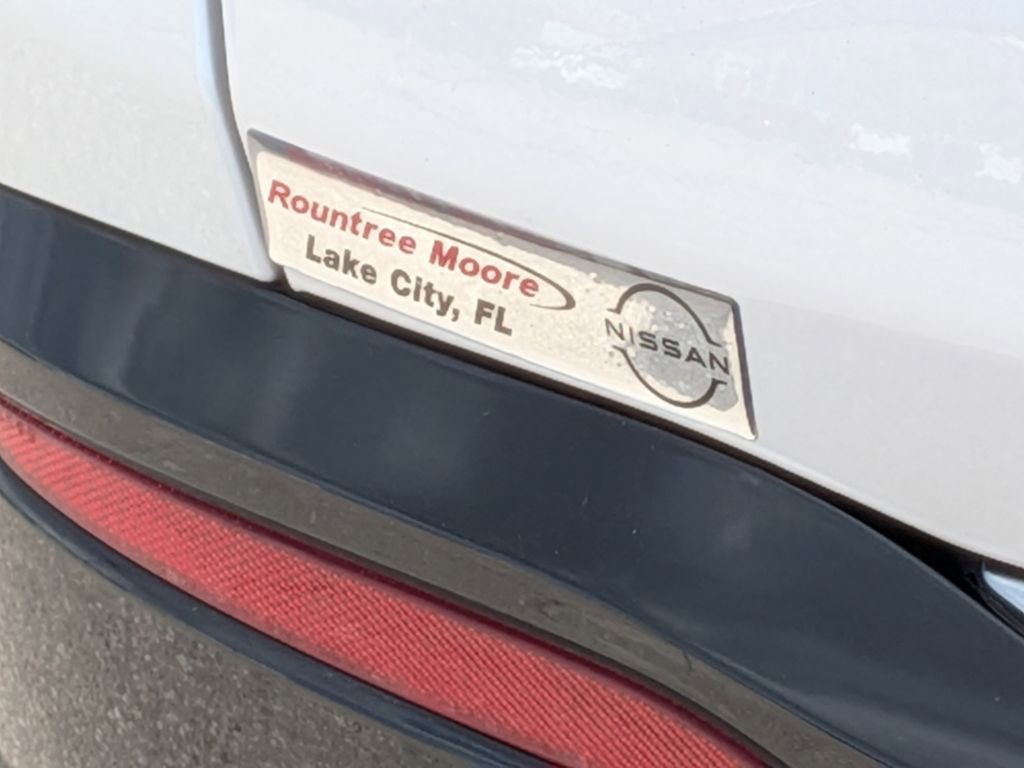 Used 2023 Buick Enclave Essence w/ Experience Buick Package image 14