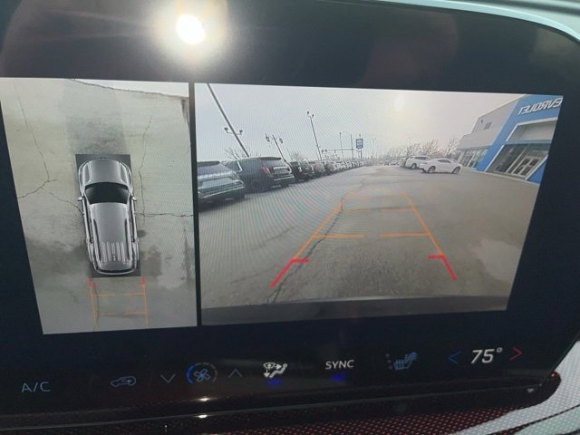 New 2026 Chevrolet Traverse Z71 w/ Enhanced Driving Package image 35