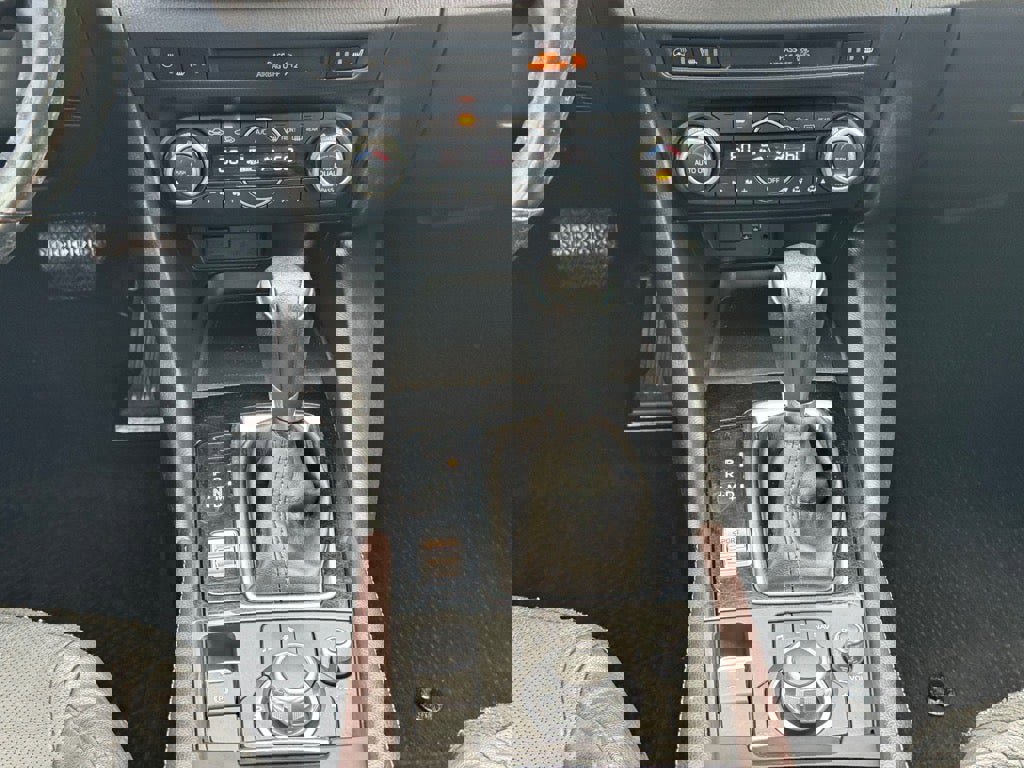 Used 2018 MAZDA MAZDA3 Grand Touring w/ Premium Equipment Package image 14