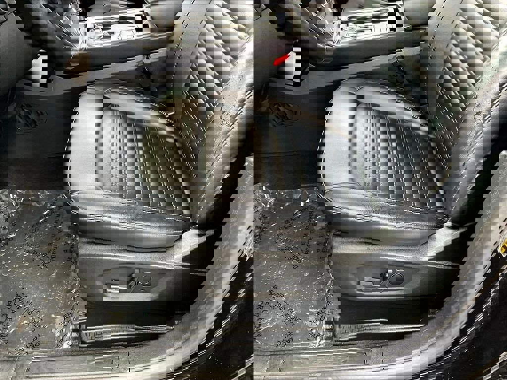 Used 2023 Ford Edge SEL AWD/4WD image 32