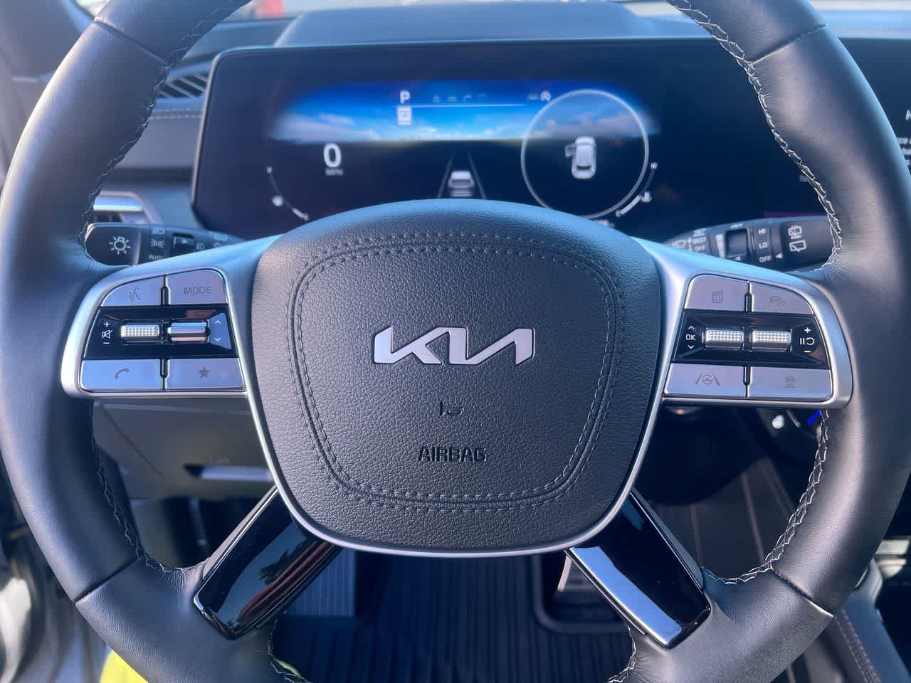 Certified 2025 Kia Telluride SX X-Line AWD/4WD image 14