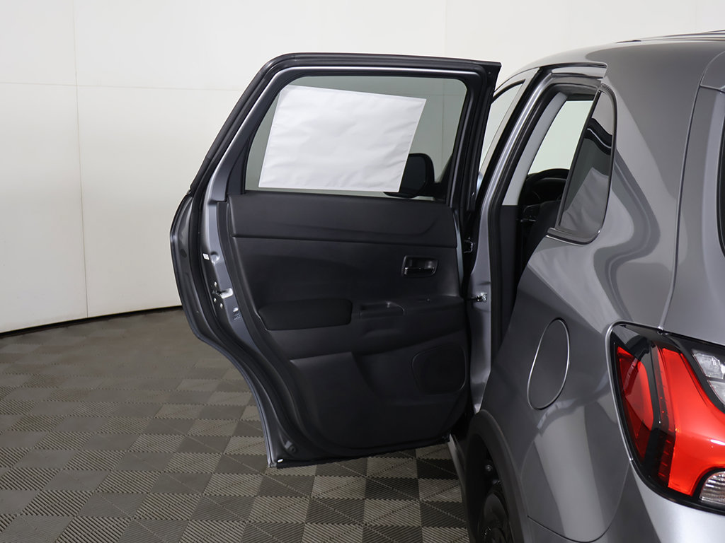 New 2027 Mitsubishi Outlander Sport LE AWD/4WD image 17