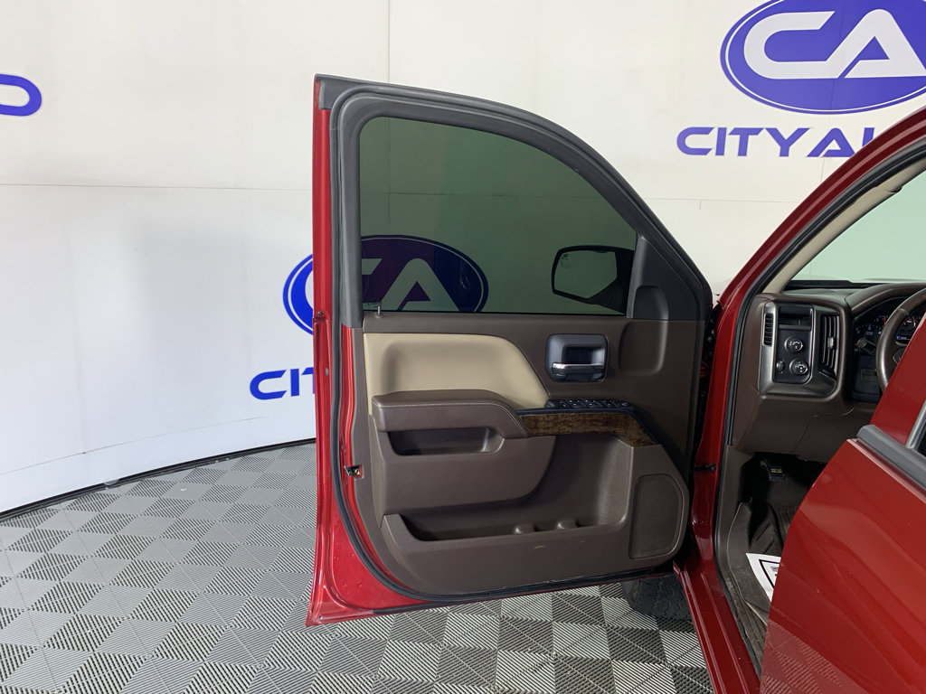 Used 2018 Chevrolet Silverado 1500 LT w/ Texas Edition AWD/4WD image 13