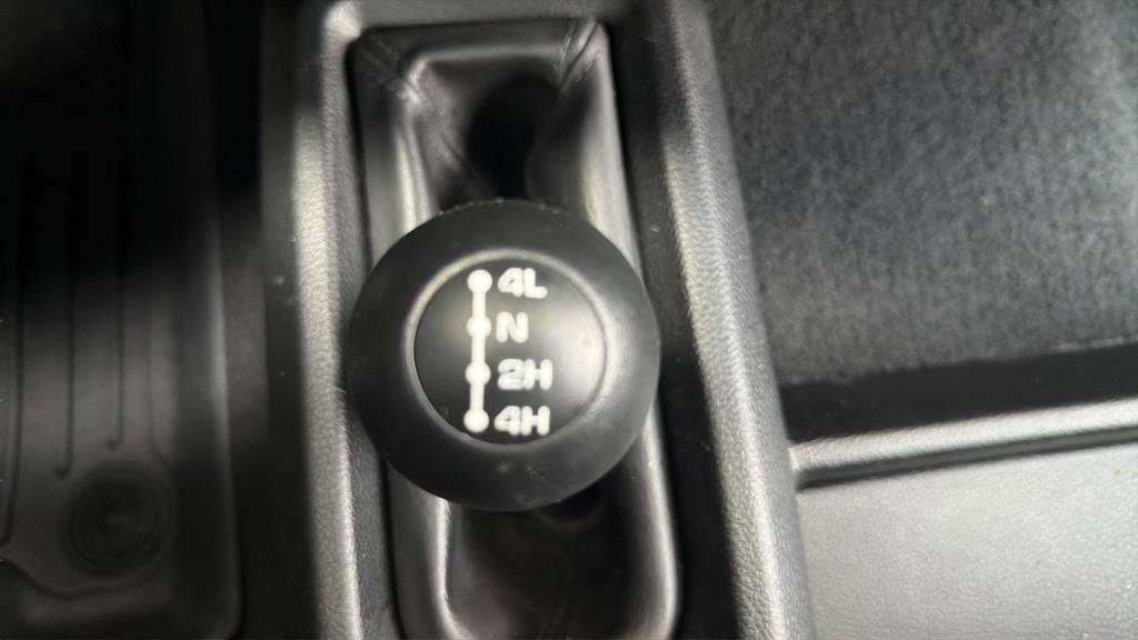 Used 2024 RAM 2500 Tradesman w/ Chrome Appearance Group image 22