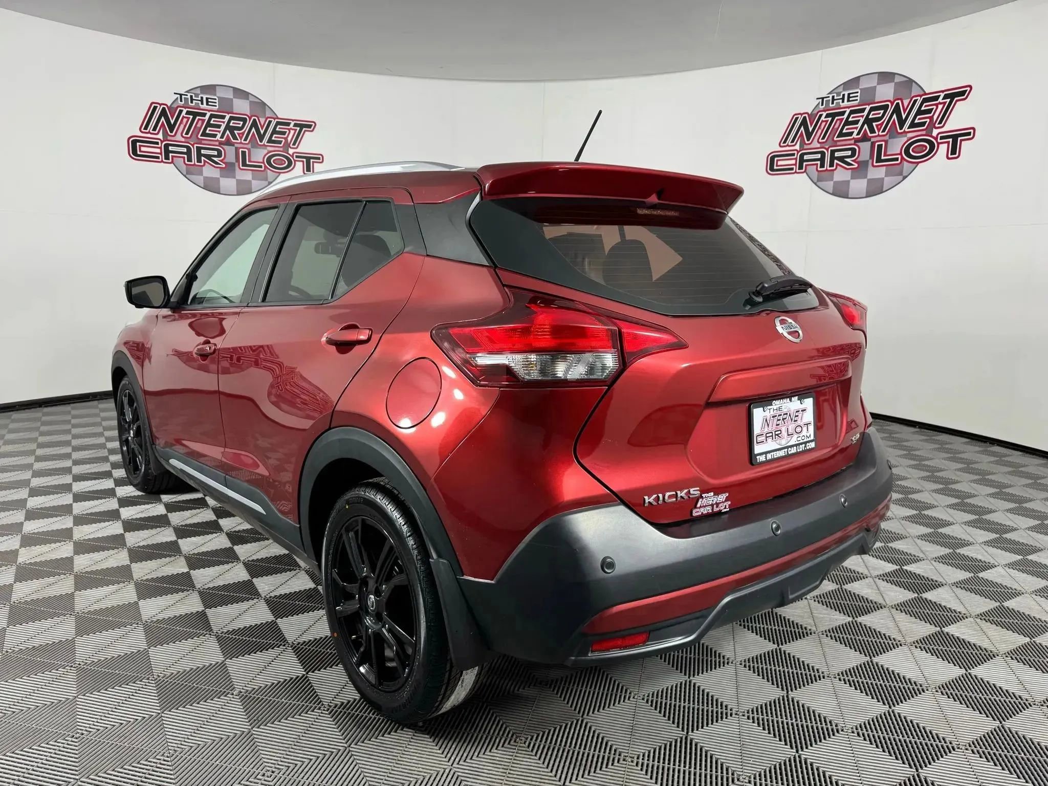 Used 2020 Nissan Kicks SR image 5