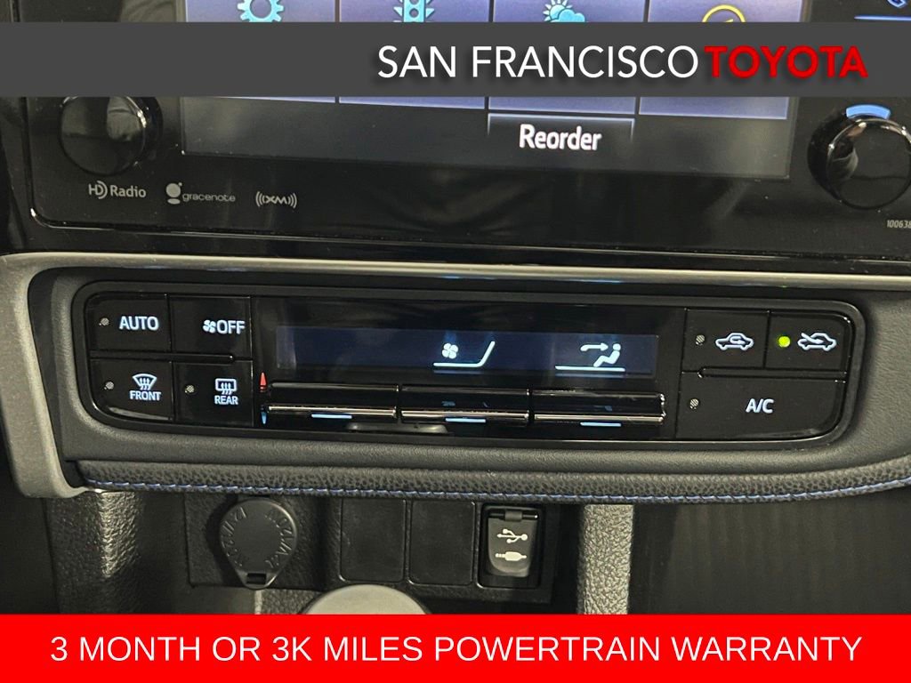 Used 2017 Toyota Corolla SE w/ SE Premium Package FWD image 25