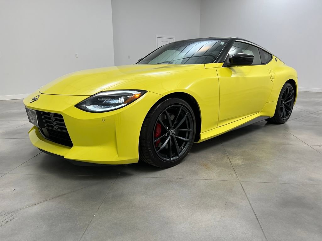 Used 2024 Nissan Z Performance w/ Floor Mat Package image 3