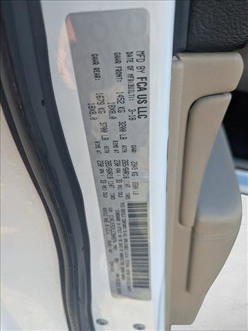 Used 2018 Jeep Grand Cherokee Limited AWD/4WD image 17