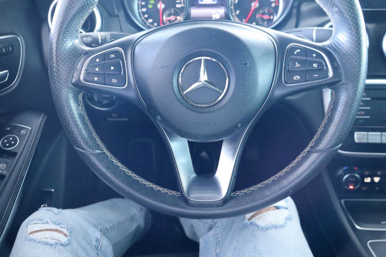 Used 2018 Mercedes-Benz CLA 250 4MATIC image 23