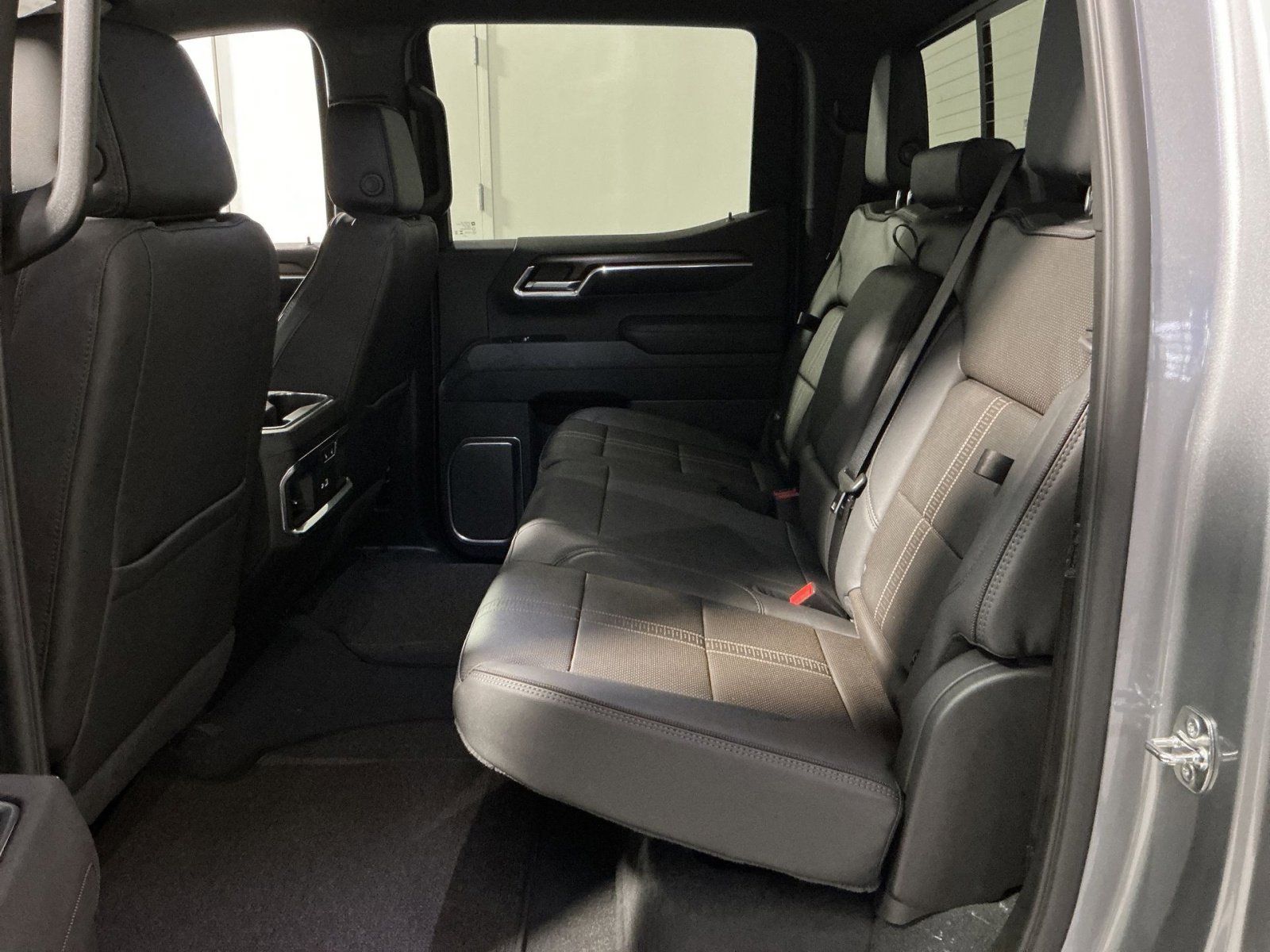 New 2026 Chevrolet Silverado 1500 High Country w/ Technology Package image 31