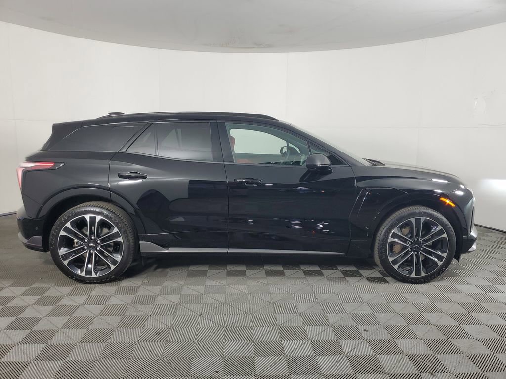 New 2026 Chevrolet Blazer EV SS image 3