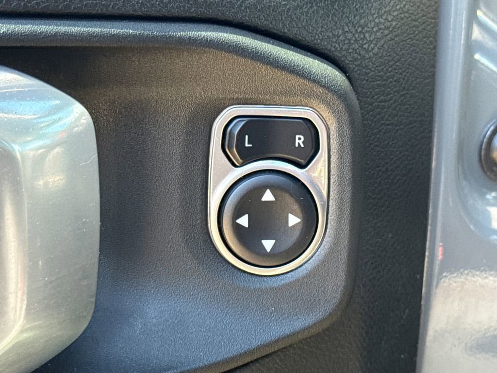 Used 2022 Jeep Wrangler Unlimited Rubicon w/ LED Lighting Group image 19