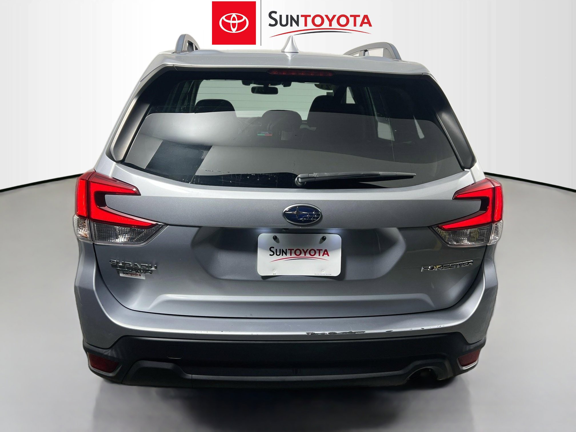 Used 2021 Subaru Forester Premium image 5