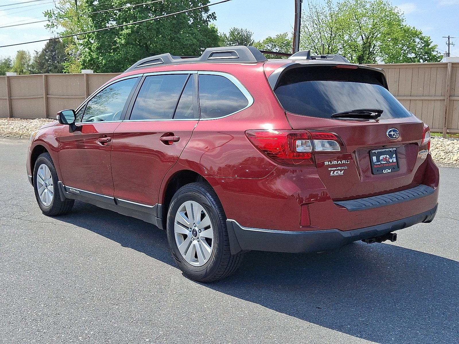 Used 2017 Subaru Outback 2.5i Premium AWD/4WD image 7