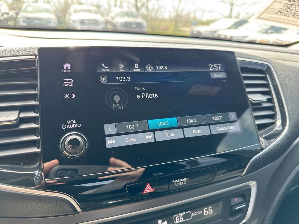 Used 2021 Honda Passport Sport image 14