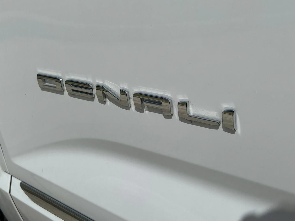 Used 2026 GMC Terrain Denali AWD/4WD image 16