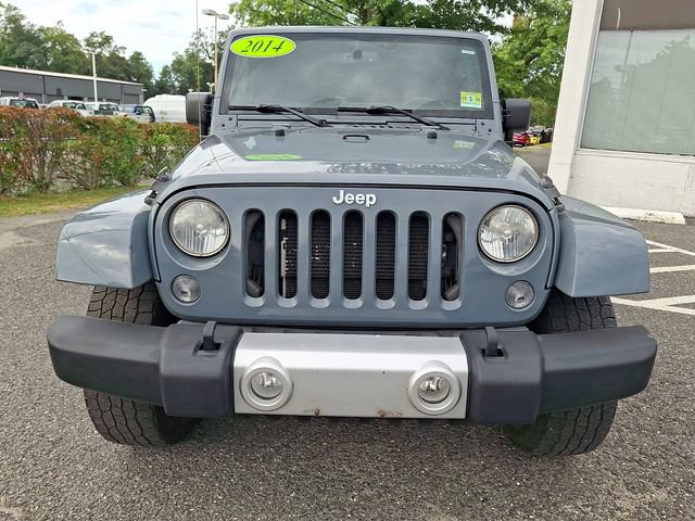 Used 2014 Jeep Wrangler Sahara w/ Connectivity Group AWD/4WD image 2