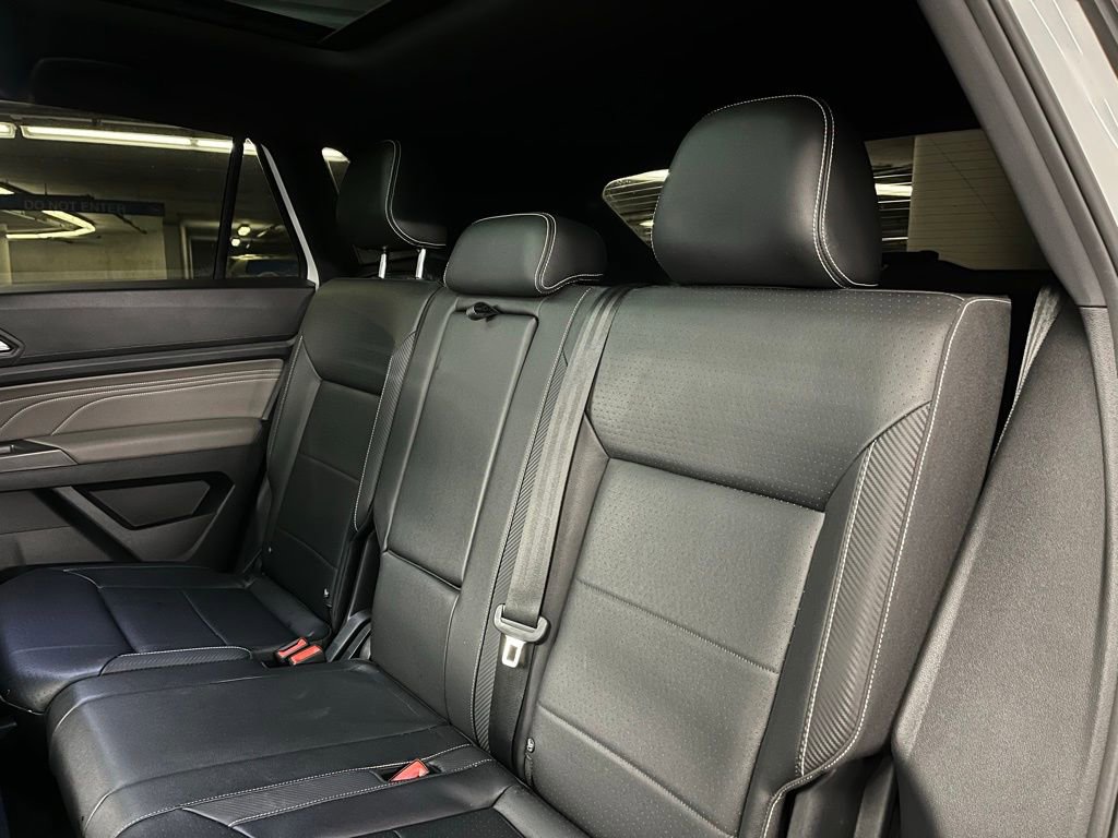 Used 2022 Volkswagen Atlas Cross Sport SE image 22