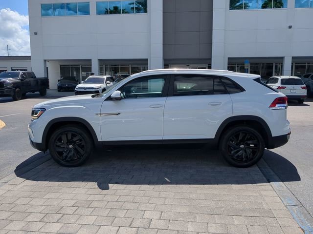 Certified 2023 Volkswagen Atlas Cross Sport SE w/ Black Wheel Package image 6