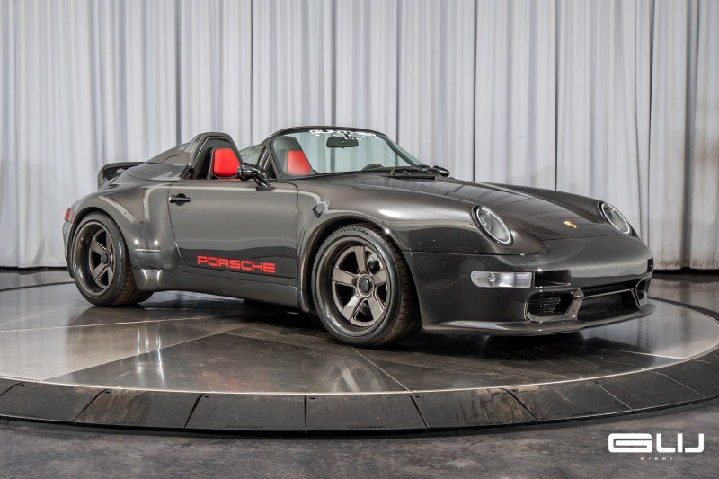 Used 1995 Porsche 911 Cabriolet image 32