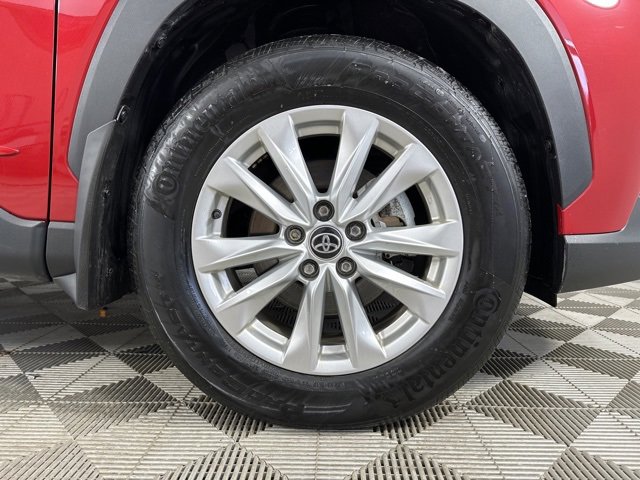 Certified 2023 Toyota Corolla Cross LE image 9