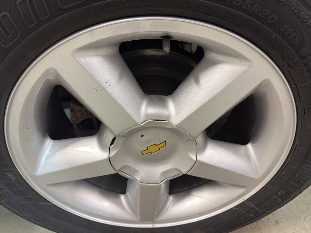 Used 2013 Chevrolet Avalanche LT w/ All-Star Edition image 36