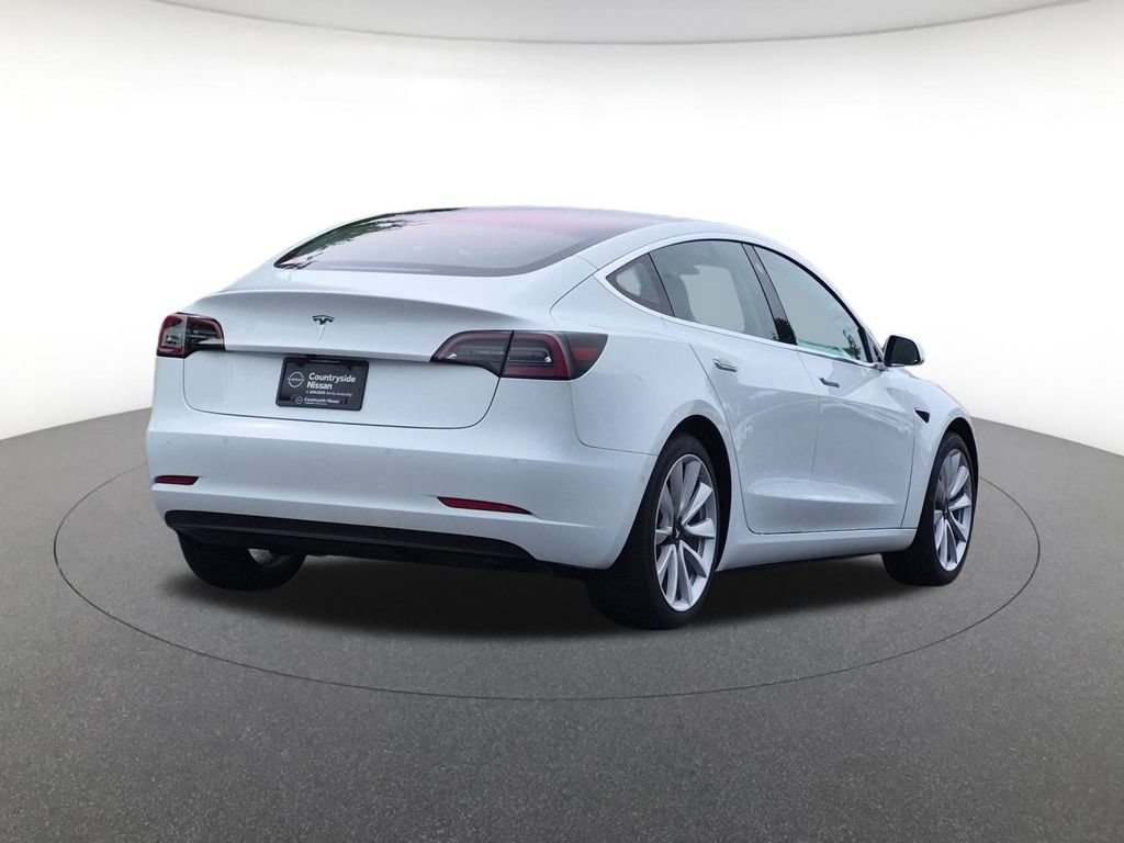 Used 2018 Tesla Model 3 Mid Range RWD image 5