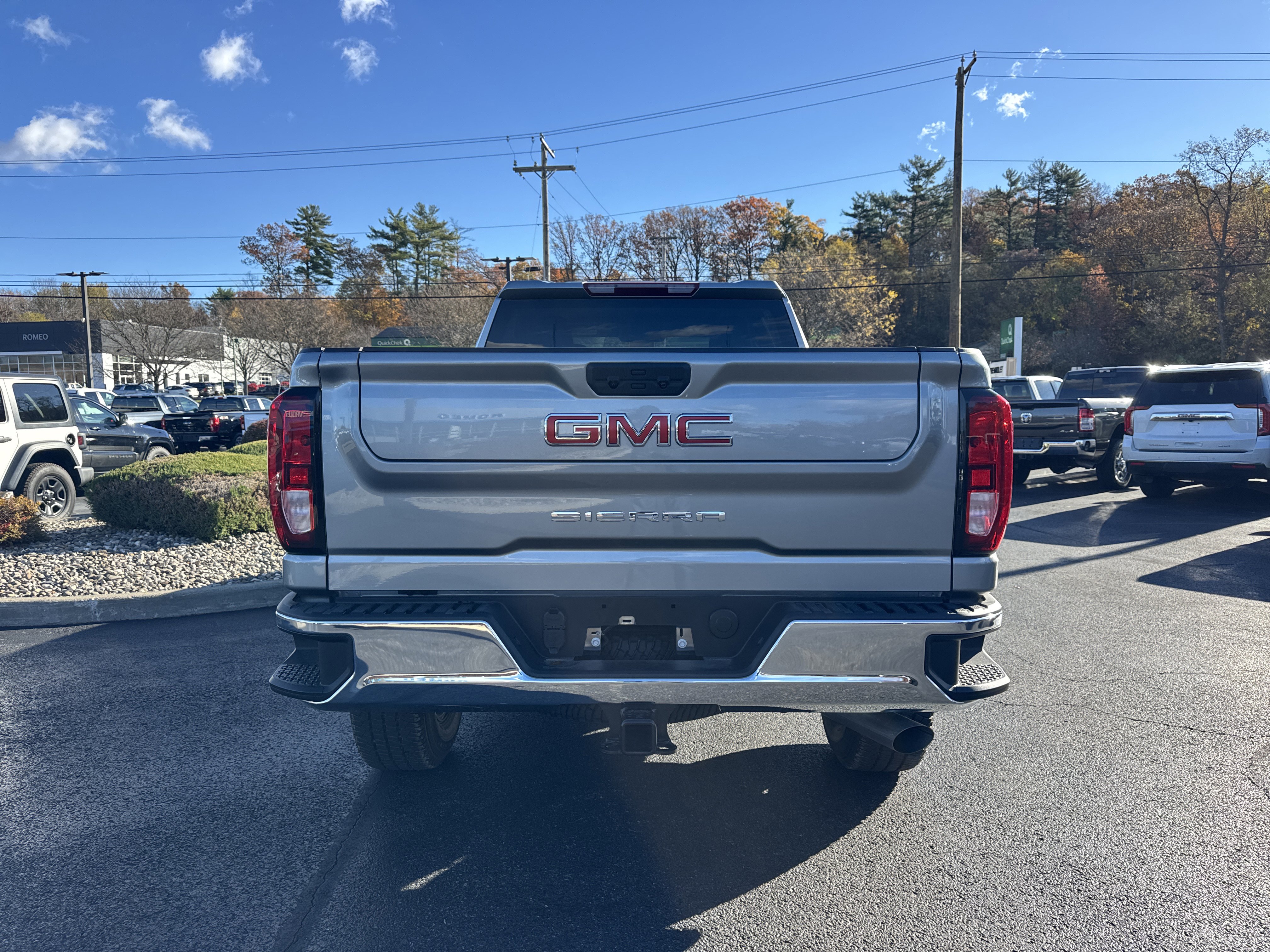 New 2026 GMC Sierra 2500 Pro w/ Convenience Package image 7