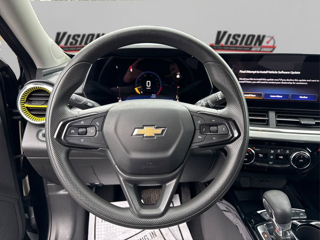 Used 2024 Chevrolet Trax LT image 21